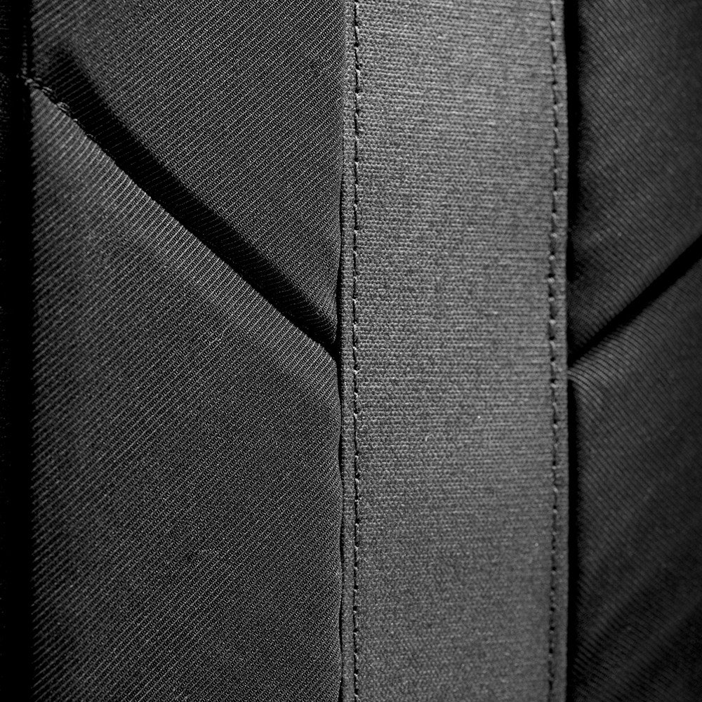 749_13.jpg