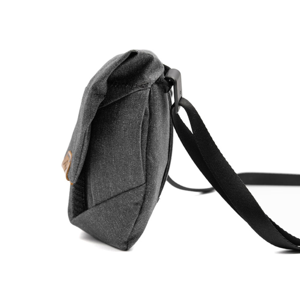 Field_Pouch_v2_Charcoal_BP-CH-2_003.jpg