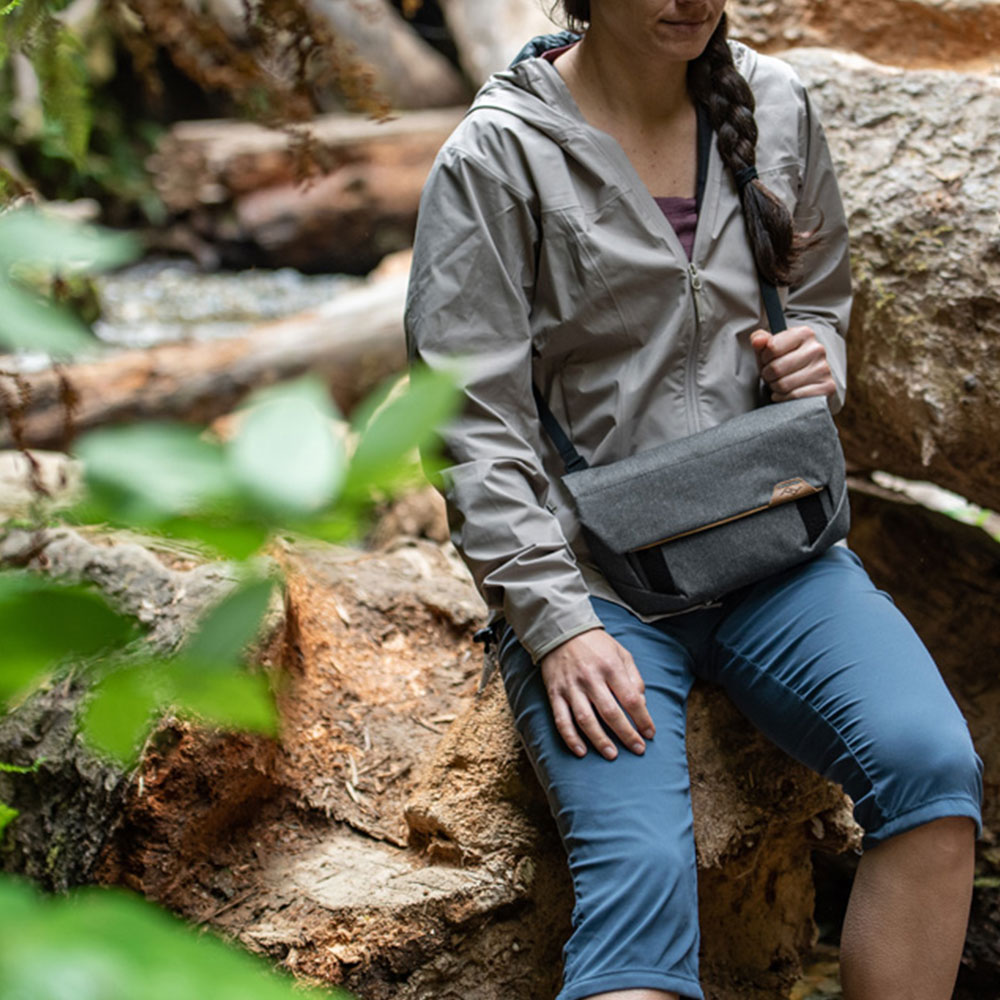 Field_Pouch_v2_Charcoal_BP-CH-2_020.jpg