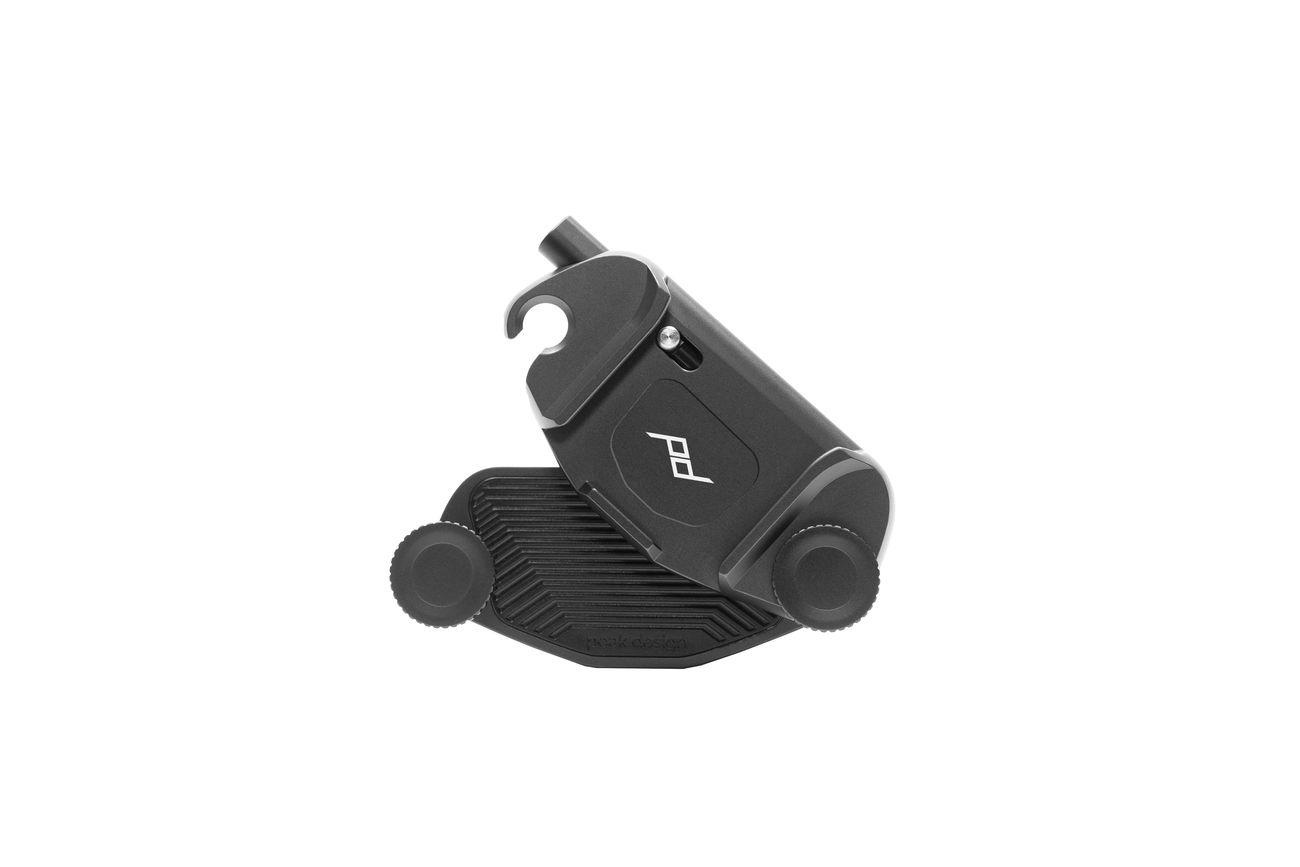 peak_design_capture_v3_plate_black_04.jpg